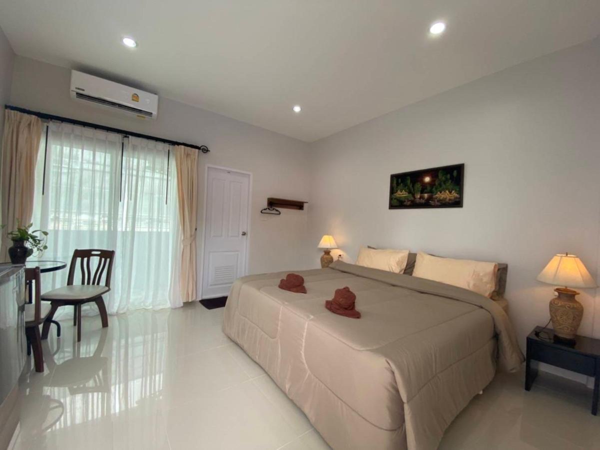 Mondee House @The Airport Hotel Thalang Exterior foto